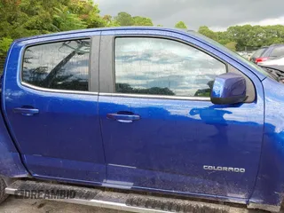 2016 Chevrolet Colorado 4WD LT z VIN 1GCGTCE39G1294903, wystawiony jako IAAI lot #42273278 z przebiegiem 84 909 mil mil oraz . Historia ofert i sprzedaży dostępna na DreamBid. Obrazek 13.