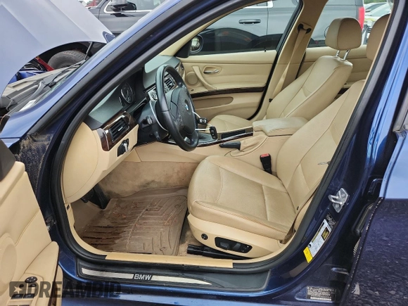 2011 BMW 3 Series 328i with VIN WBAPH5G54BNM74168, listed as a Copart auction lot 65030385 with 104,486 mi miles and Clean title. Bid and sale history available at DreamBid. Image 7.