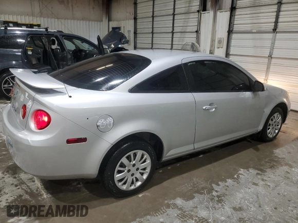 2007 Chevrolet Cobalt LT z VIN 1G1AL15F677341170, wystawiony jako Copart lot #55021405 z przebiegiem 226 669 mil mil oraz Szkoda całkowita • Salvage title. Historia ofert i sprzedaży dostępna na DreamBid. Obrazek 3.