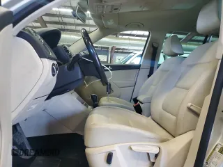 2011 Volkswagen Tiguan SE with VIN WVGBV7AX1BW519102, listed as a Copart auction lot 55094515 with 134,248 mi miles and Clean Title. Bid and sale history available at DreamBid. Image 7.
