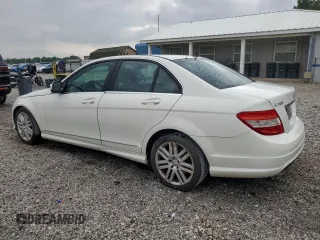 2009 Mercedes-Benz C 300 Sport z VIN WDDGF54X69R042463, wystawiony jako Copart lot #59370655 z przebiegiem 130 016 mil mil oraz Szkoda całkowita • Salvage title. Historia ofert i sprzedaży dostępna na DreamBid. Obrazek 2.