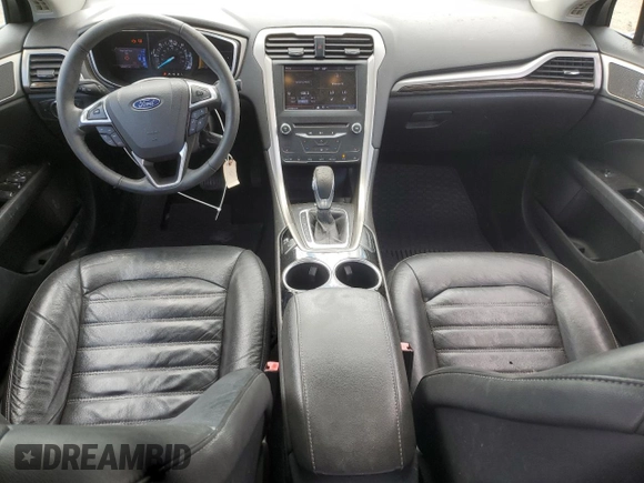2013 Ford Fusion SE Hybrid с VIN 3FA6P0LU2DR181215, выставлен на аукционе Copart как лот 62474965 с пробегом 149 492 миль миль и Списание • Salvage title. История ставок и продаж доступна на DreamBid. Изображение 8.