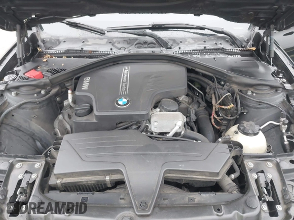 2014 BMW 3 Series 320i with VIN WBA3B1C59EK130839, listed as a IAAI auction lot 41225364 with 131,312 mi miles. Bid and sale history available at carsss.com. Image 10.