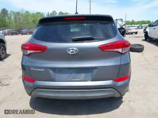 2016 Hyundai Tucson SE with VIN KM8J23A44GU119203, listed as a IAAI auction lot 42104002 with 139,797 mi miles. Bid and sale history available at carsss.com. Image 16.