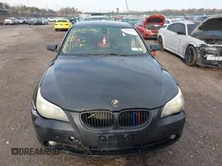 2007 BMW 5 Series 525i with VIN WBANE535X7CW59611, listed as a IAAI auction lot 41850206 with 209,571 mi miles and . Bid and sale history available at carsss.com. Image 12.