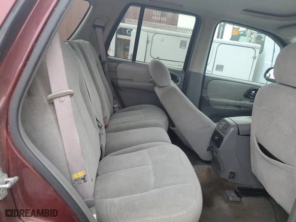 2005 Chevrolet TrailBlazer LS with VIN 1GNDS13S352157829, listed as a Copart auction lot 47633025 with 126,082 mi miles and Salvage Title. Bid and sale history available at carsss.com. Image 11.