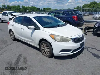 2014 Kia Forte LX with VIN KNAFX4A61E5055158, listed as a IAAI auction lot 42212501 with 224,830 mi miles and . Bid and sale history available at carsss.com. Image 1.