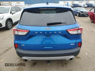 2020 Ford Escape SE z VIN 1FMCU9G66LUC32157, wystawiony jako Copart lot #56958505 z przebiegiem 50 840 mil mil oraz Szkoda całkowita • Salvage title. Historia ofert i sprzedaży dostępna na DreamBid. Obrazek 6.