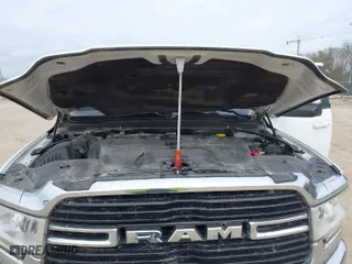 2020 Ram 2500 Big Horn with VIN 3C6UR5JLXLG155983, listed as a IAAI auction lot 41698876 with 124,958 mi miles. Bid and sale history available at carsss.com. Image 10.