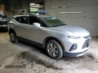 2019 Chevrolet Blazer z VIN 3GNKBGRS9KS596406, wystawiony jako Copart lot #64641185 z przebiegiem Nie podano mil oraz Szkoda całkowita • Salvage title. Historia ofert i sprzedaży dostępna na DreamBid. Obrazek 4.