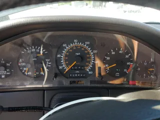 1994 Mercedes-Benz S with VIN WDBGA43E4RA171107, listed as a Copart auction lot 53186305 with 228,999 mi miles and Clean Title. Bid and sale history available at DreamBid. Image 9.