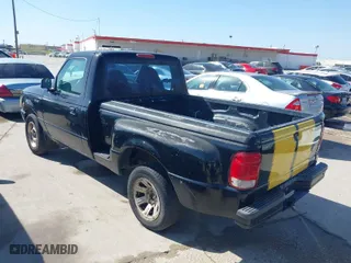2000 Ford Ranger XL with VIN 1FTYR10C8YPB38512, listed as a IAAI auction lot 41784875 with 197,322 mi miles. Bid and sale history available at carsss.com. Image 3.