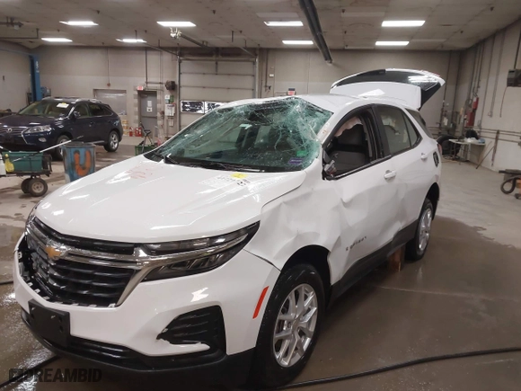 2022 Chevrolet Equinox LS with VIN 3GNAXSEV3NS170280, listed as a IAAI auction lot 41729722 with 44,412 mi miles. Bid and sale history available at carsss.com. Image 6.
