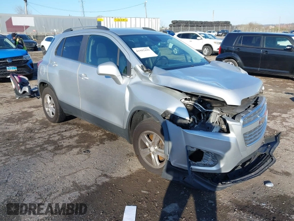 2015 Chevrolet Trax LT with VIN 3GNCJRSB6FL256031, listed as a IAAI auction lot 41995499 with 110,931 mi miles. Bid and sale history available at carsss.com. Image 1.