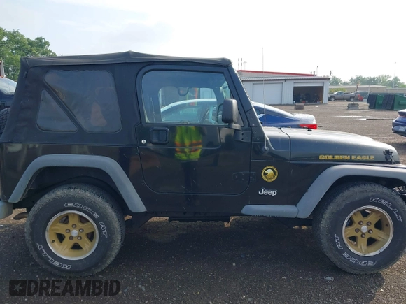 2006 Jeep Wrangler Sport z VIN 1J4FA49S06P721223, wystawiony jako IAAI lot #42654272 z przebiegiem 225 223 mil mil oraz . Historia ofert i sprzedaży dostępna na DreamBid. Obrazek 13.
