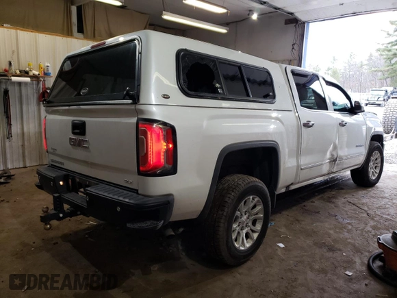 2017 GMC Sierra 1500 SLT z VIN 3GTU2NEC5HG110903, wystawiony jako Copart lot #52779405 z przebiegiem 85 528 mil mil oraz Szkoda całkowita • Salvage title. Historia ofert i sprzedaży dostępna na DreamBid. Obrazek 3.