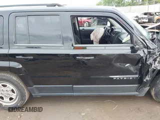 2013 Jeep Patriot Sport с VIN 1C4NJPBA7DD264798, выставлен на аукционе IAAI как лот 42327711 с пробегом 205 627 миль миль и . История ставок и продаж доступна на DreamBid. Изображение 14.