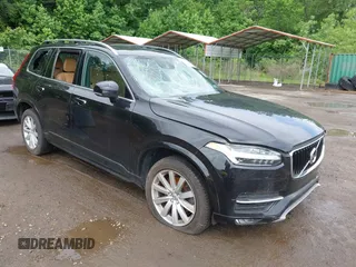 2016 Volvo XC90 T6 Momentum with VIN YV4A22PK8G1044864, listed as a IAAI auction lot 42460555 with 189,195 mi miles and . Bid and sale history available at DreamBid. Image 1.