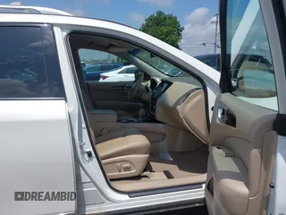 2015 Nissan Pathfinder S with VIN 5N1AR2MN2FC672785, listed as a IAAI auction lot 42535243 with 143,209 mi miles and . Bid and sale history available at DreamBid. Image 5.