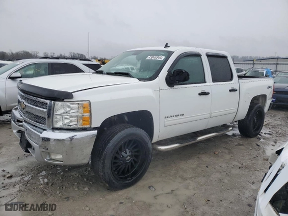 2012 Chevrolet Silverado 1500 LT with VIN 1GCPKSE72CF109877, listed as a Copart auction lot 43846344 with 176,485 mi miles and Salvage Title. Bid and sale history available at carsss.com. Image 1.
