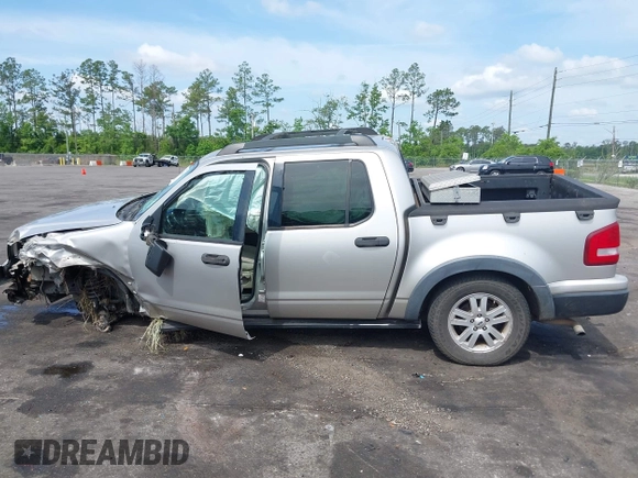 2008 Ford Explorer Sport Trac XLT with VIN 1FMEU51E28UA09011, listed as a IAAI auction lot 42104236 with 208,490 mi miles and . Bid and sale history available at DreamBid. Image 14.