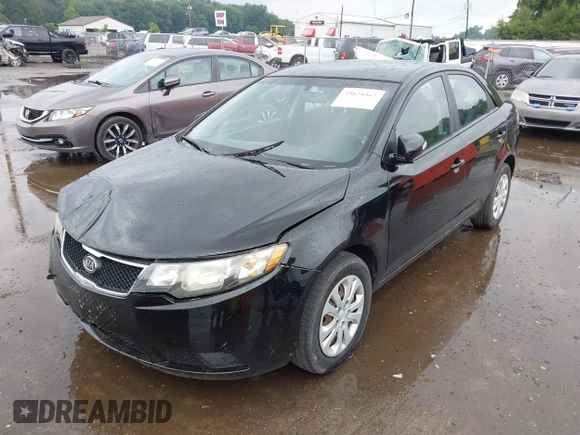 2010 Kia Forte EX z VIN KNAFU4A26A5065796, wystawiony jako IAAI lot #39824465 z przebiegiem 179 857 mil mil oraz . Historia ofert i sprzedaży dostępna na DreamBid. Obrazek 2.