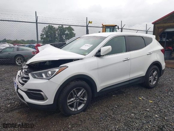 2018 Hyundai Santa Fe Sport 2.4L with VIN 5NMZTDLB9JH062940, listed as a IAAI auction lot 39875610 with 111,281 mi miles. Bid and sale history available at carsss.com. Image 2.