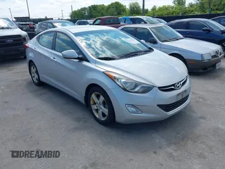 2013 Hyundai Elantra Limited с VIN 5NPDH4AE1DH284131, выставлен на аукционе IAAI как лот 42454008 с пробегом 135 076 миль миль и . История ставок и продаж доступна на DreamBid. Изображение 1.
