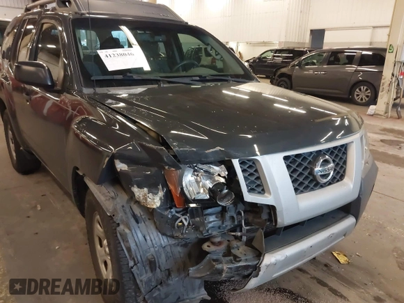 2013 Nissan Xterra S z VIN 5N1AN0NUXDN821211, wystawiony jako IAAI lot #41238046 z przebiegiem 131 649 mil mil oraz . Historia ofert i sprzedaży dostępna na DreamBid. Obrazek 6.