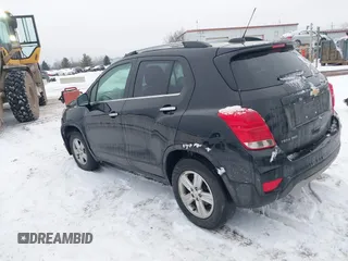 2019 Chevrolet Trax LT with VIN KL7CJPSB6KB925985, listed as a IAAI auction lot 41355118 with 64,054 mi miles. Bid and sale history available at carsss.com. Image 3.