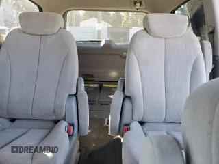 2009 Kia Sedona LX with VIN KNDMB233996272991, listed as a Copart auction lot 73060654 with 151,329 mi miles and Salvage Title. Bid and sale history available at carsss.com. Image 10.