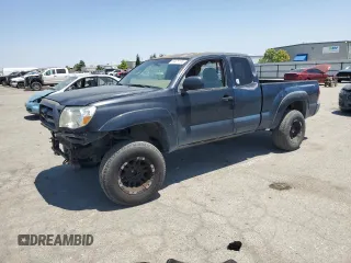 2005 Toyota Tacoma PreRunner z VIN 5TETU62N95Z118083, wystawiony jako Copart lot #59475185 z przebiegiem 115 347 mil mil oraz Czysty tytuł • Clean title. Historia ofert i sprzedaży dostępna na DreamBid. Obrazek 1.