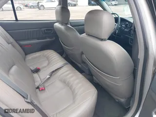 2003 Buick Century Custom with VIN 2G4WS52J931142777, listed as a IAAI auction lot 41984946 with 127,527 mi miles. Bid and sale history available at carsss.com. Image 8.