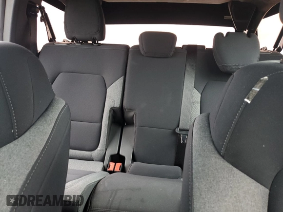 2022 Ford Bronco with VIN 1FMEE5DP0NLA81692, listed as a Copart auction lot 46881445 with 28,843 mi miles and Salvage Title. Bid and sale history available at DreamBid. Image 10.