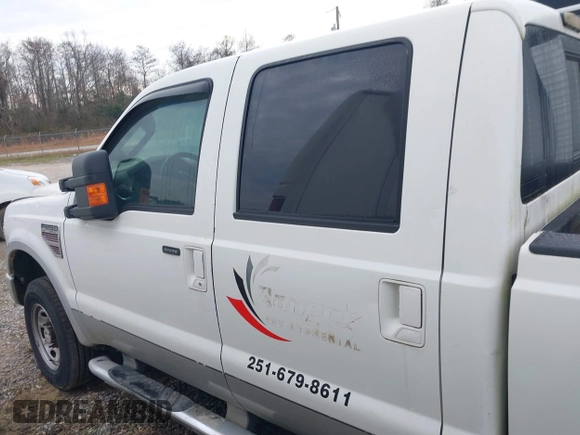 2010 Ford Super Duty F-250 SRW XL with VIN 1FTSW2BR5AEA13152, listed as a IAAI auction lot 41491929 with 310,807 mi miles. Bid and sale history available at carsss.com. Image 14.