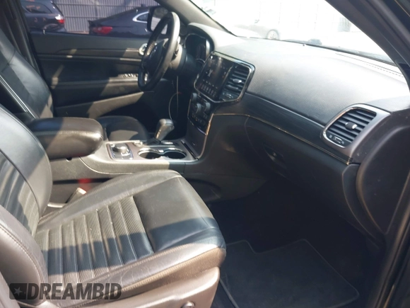 2019 Jeep Grand Cherokee Limited z VIN 1C4RJFBG6KC696561, wystawiony jako IAAI lot #42497444 z przebiegiem 50 769 mil mil oraz . Historia ofert i sprzedaży dostępna na DreamBid. Obrazek 5.