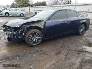 2022 Lexus ES with VIN 58ADZ1B18NU138408, listed as a Copart auction lot 44357325 with 46531 miles and Salvage Title. Bid and sale history available at carsss.com. Image 1.