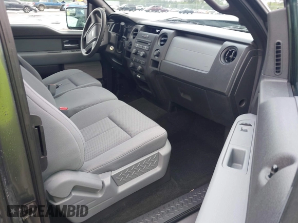 2013 Ford F-150 XL with VIN 1FTFX1CF8DFD31617, listed as a IAAI auction lot 42082393 with 52,647 mi miles and . Bid and sale history available at DreamBid. Image 5.