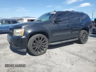 2010 Chevrolet Tahoe LT z VIN 1GNMCBE30AR206818, wystawiony jako Copart lot #52165385 z przebiegiem 181 619 mil mil oraz Czysty tytuł • Clean title. Historia ofert i sprzedaży dostępna na DreamBid. Obrazek 1.