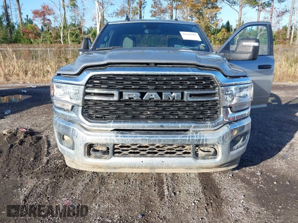 2024 Ram 2500 Big Horn with VIN 3C6UR5DJXRG100582, listed as a IAAI auction lot 41084881 with 29,160 mi miles. Bid and sale history available at carsss.com. Image 6.