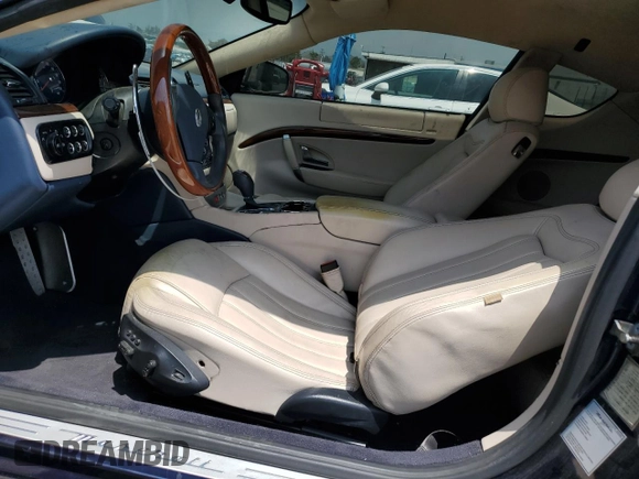 2011 Maserati GranTurismo S with VIN ZAM45KLA2B0059519, listed as a Copart auction lot 55537315 with 49,251 mi miles and Clean title. Bid and sale history available at DreamBid. Image 7.