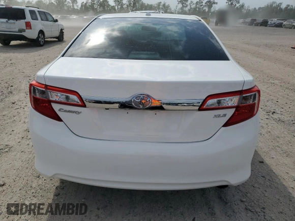 2014 Toyota Camry L with VIN 4T4BF1FK3ER398621, listed as a Copart auction lot 50946675 with 71,141 mi miles and Clean Title. Bid and sale history available at DreamBid. Image 6.