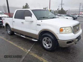 2005 Ford F-150 XLT with VIN 1FTPW12585KC40873, listed as a IAAI auction lot 41580374 with 161,954 mi miles. Bid and sale history available at carsss.com. Image 1.