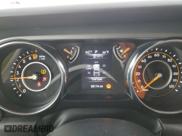 2022 Jeep Wrangler Unlimited High Tide with VIN 1C4HJXDG0NW204141, listed as a Copart auction lot 77570924 with 58,114 mi miles and Salvage Title. Bid and sale history available at DreamBid. Image 9.