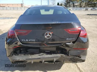 2024 Mercedes-Benz CLA 250 z VIN W1K5J4HB3RN457164, wystawiony jako Copart lot #52184165 z przebiegiem 23 405 mil mil oraz Szkoda całkowita • Salvage title. Historia ofert i sprzedaży dostępna na DreamBid. Obrazek 6.