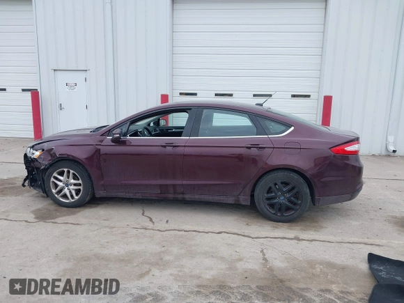 2013 Ford Fusion SE with VIN 3FA6P0H7XDR131553, listed as a IAAI auction lot 41711758 with 99,988 mi miles. Bid and sale history available at carsss.com. Image 14.