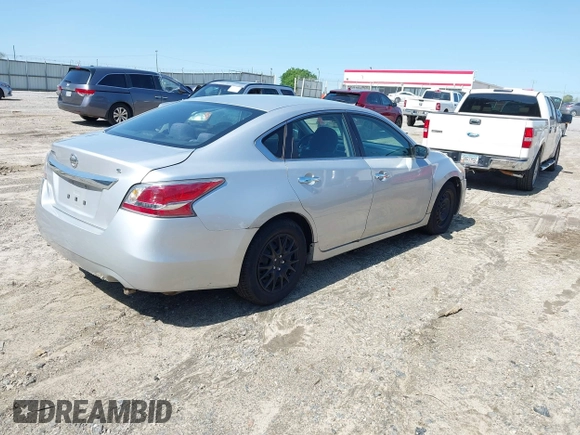 2015 Nissan Altima SL with VIN 1N4AL3AP9FC260919, listed as a IAAI auction lot 41986331 with 145,634 mi miles and . Bid and sale history available at DreamBid. Image 4.