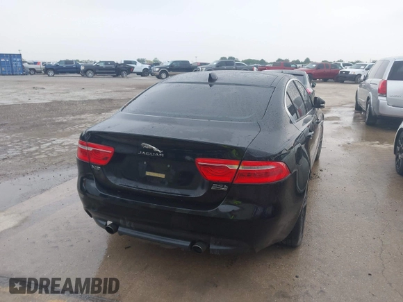 2017 Jaguar XE 35t Premium with VIN SAJAJ4BV8HA967951, listed as a IAAI auction lot 42032927 with 1 mi miles. Bid and sale history available at carsss.com. Image 16.