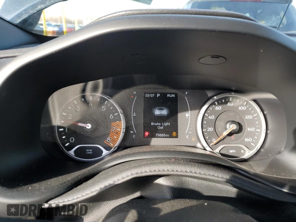 2021 Jeep Renegade Jeepster with VIN ZACNJDAB3MPM93664, listed as a Copart auction lot 44168175 with 76,666 mi miles and Salvage title. Bid and sale history available at DreamBid. Image 9.