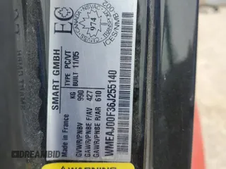 2006 Smart fortwo z VIN WMEAJ00F36J255140, wystawiony jako Copart lot #52120555 z przebiegiem Nie podano mil oraz Tytuł czysty. Historia ofert i sprzedaży dostępna na DreamBid. Obrazek 12.